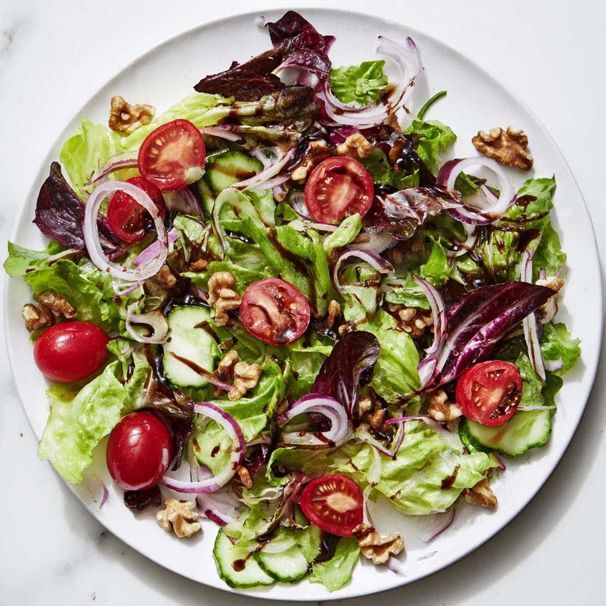 Fresh Quick Balsamic Vinegar Salad, overflowing with vibrant colors and ready to be enjoyed.