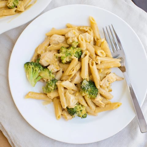 Chicken Broccoli Cheddar Pasta